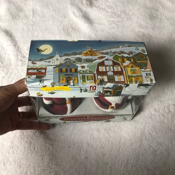 PUBLIX Season's Greeters Salt & Pepper Shakers (Mr. & Mrs. Santa Claus) New - Picture 12 of 16